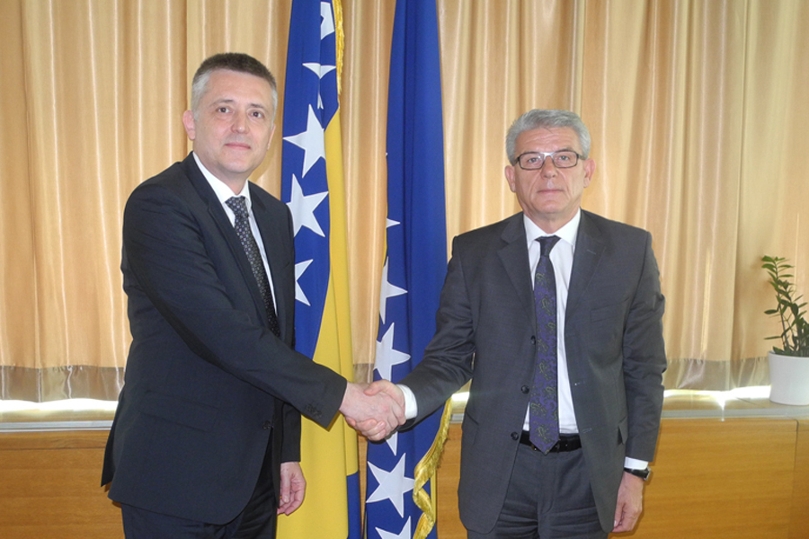 Predsjedavajući Predstavničkog doma Šefik Džaferović primio u oproštajnu posjetu ambasadora Republike Slovačke 